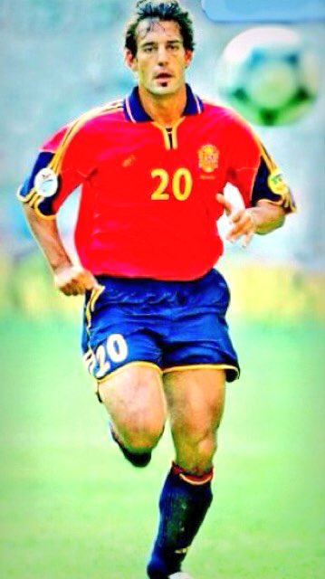 Fullfutbolero's tweet photo. Ismael #Urzaiz Aranda,delantero,547 partidos,138 goles,25 veces internacional🇪🇸 https://t.co/gIbiOn8x3A