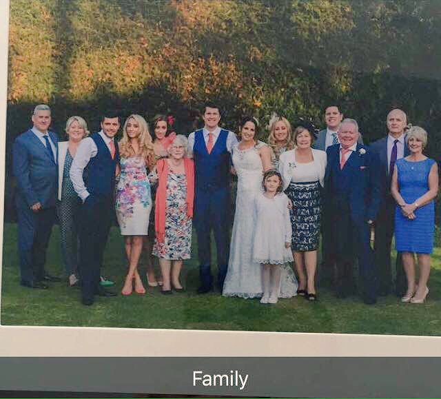 Jenn_A_Malley's tweet photo. #family #williamswedding #yorkshire #april2015 https://t.co/XbmSyC2DD7