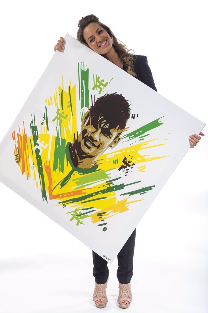 <a href="/annelaurebonnet/">Anne-Laure Bonnet</a> (beIN SPORTS) : "Le Ballon d'Or, c'était mieux avant !" au-premier-poteau.fr/anne-laure-bon… #Neymar  #BallondOr