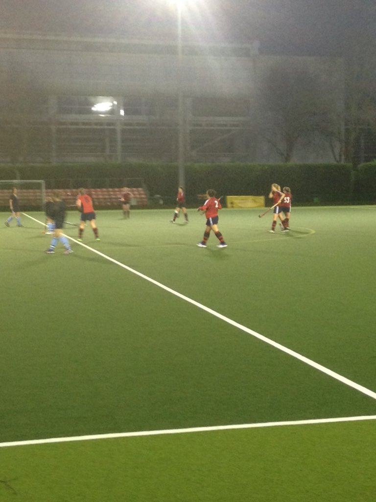 2-0 up first goal by <a href="/NaomiRoseDavies/">Naomi Davies</a> and second goal great pick by @ges_1 followed in by <a href="/amblily/">Amber Lily</a> to score! 🐻🐻🐻