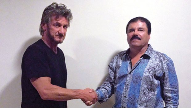 elespectador's tweet photo. Sean Penn y Kate del Castillo entrevistaron a 'El Chapo' Guzmán cuando estaba prófugo https://t.co/qRL5cYNYGO https://t.co/fAFAs1my3U