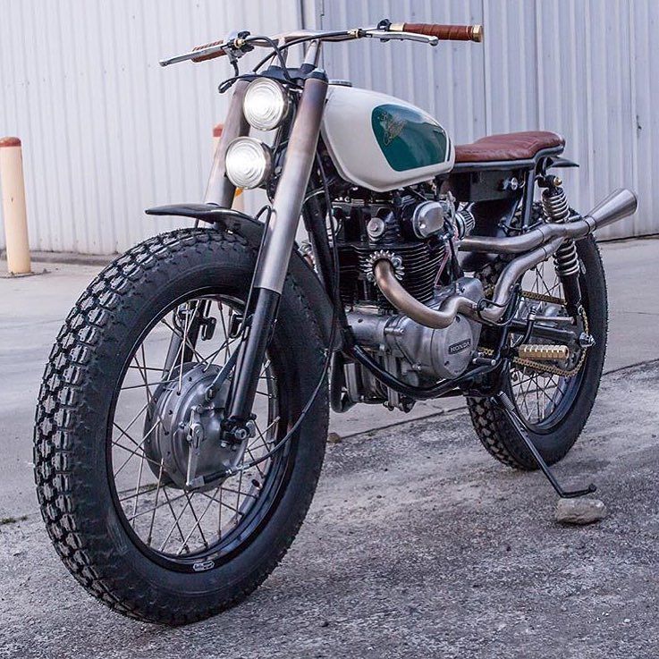 Absolut_Moto's tweet photo. Honda #CB350 #EscapeMachine by @hillhudson, featured on... https://t.co/3a8r44LVUI #caferacer #tracker #scrambler … https://t.co/bkMhvRTtD4