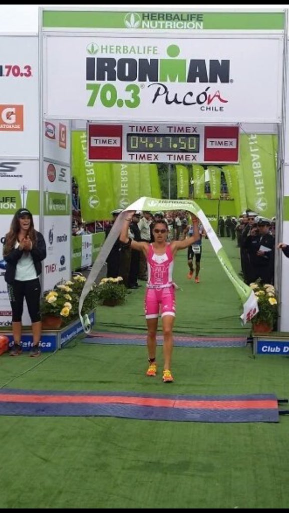 SuntimeAccessor's tweet photo. Grande @valecarvallop en #IRONMAN703PUCON felicitaciones 👏👏 https://t.co/6coGGZZAYp