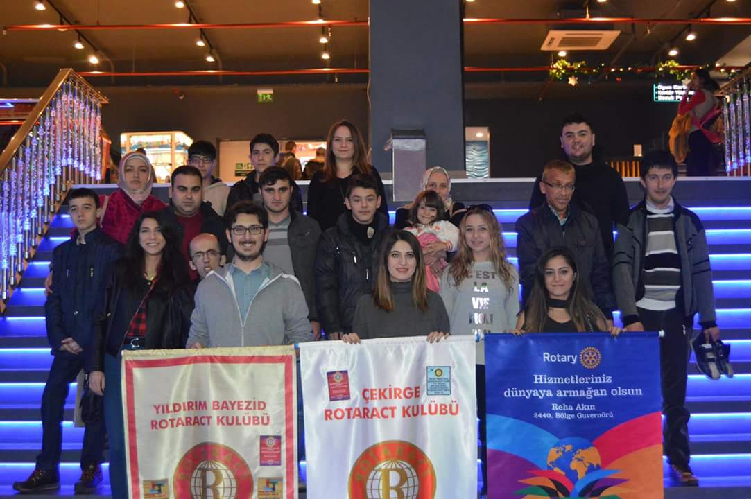 NİLVAK Çekirge Rotary özel eğitim merkezinde öğrenim görmekte olan 8 ile birlikte bowling oynadık.