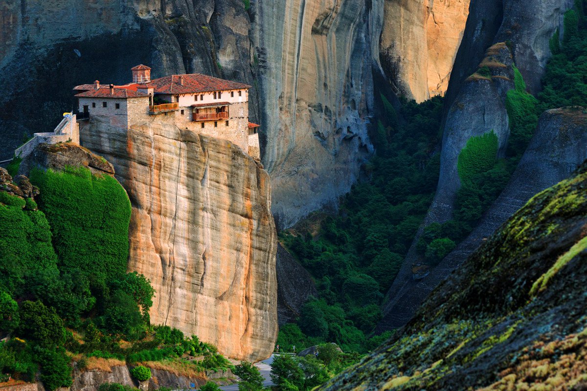 TripAtom's tweet photo. The Metéora is included on the UNESCO World Heritage List under 5 criterias)
#tripAtom #Greece #Meteora #awesome https://t.co/fuakYgvYSL
