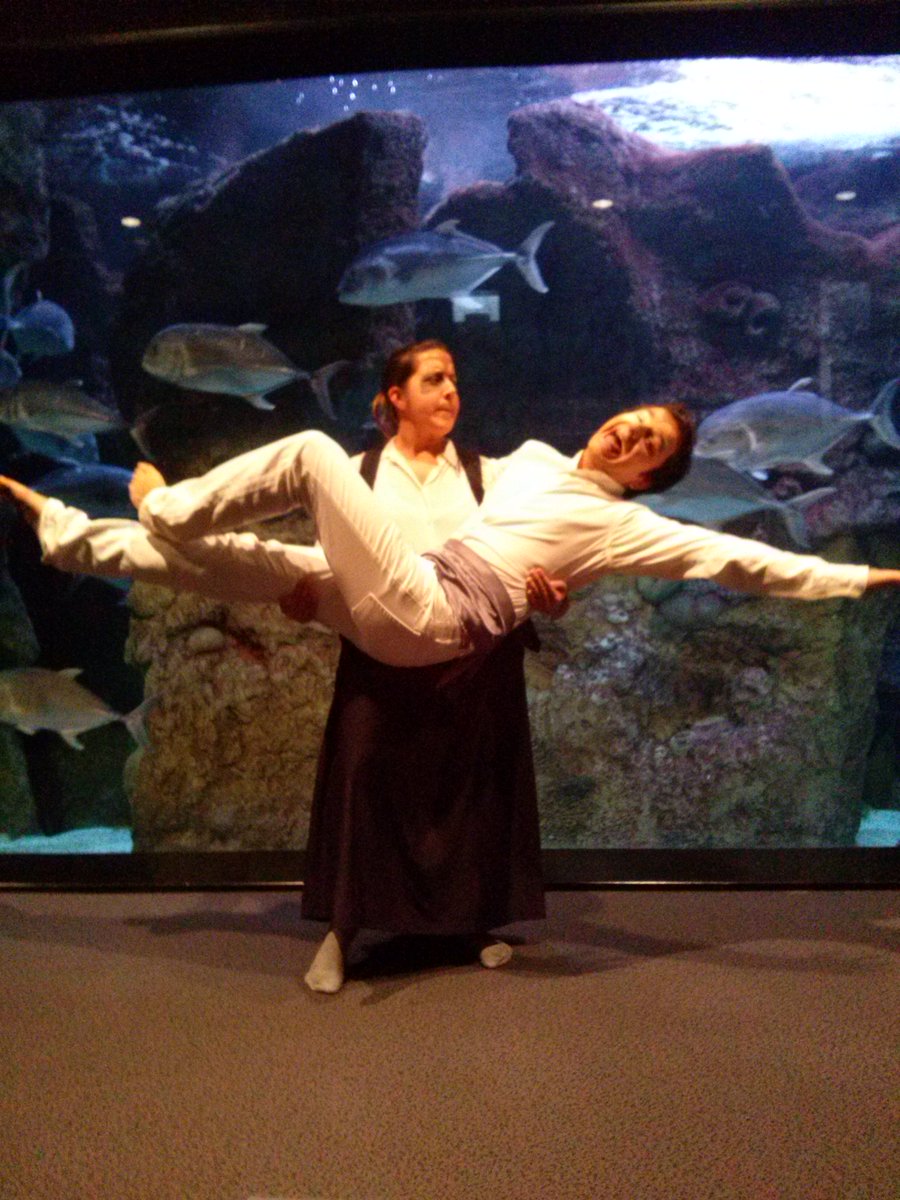 Y #ESTRENAMOS Gracias a todos los que estuvisteis disfrutándolo con nosotros !! #teatro #cuentacuentos <a href="/EspacioAqua/">Espacio Aqua</a>