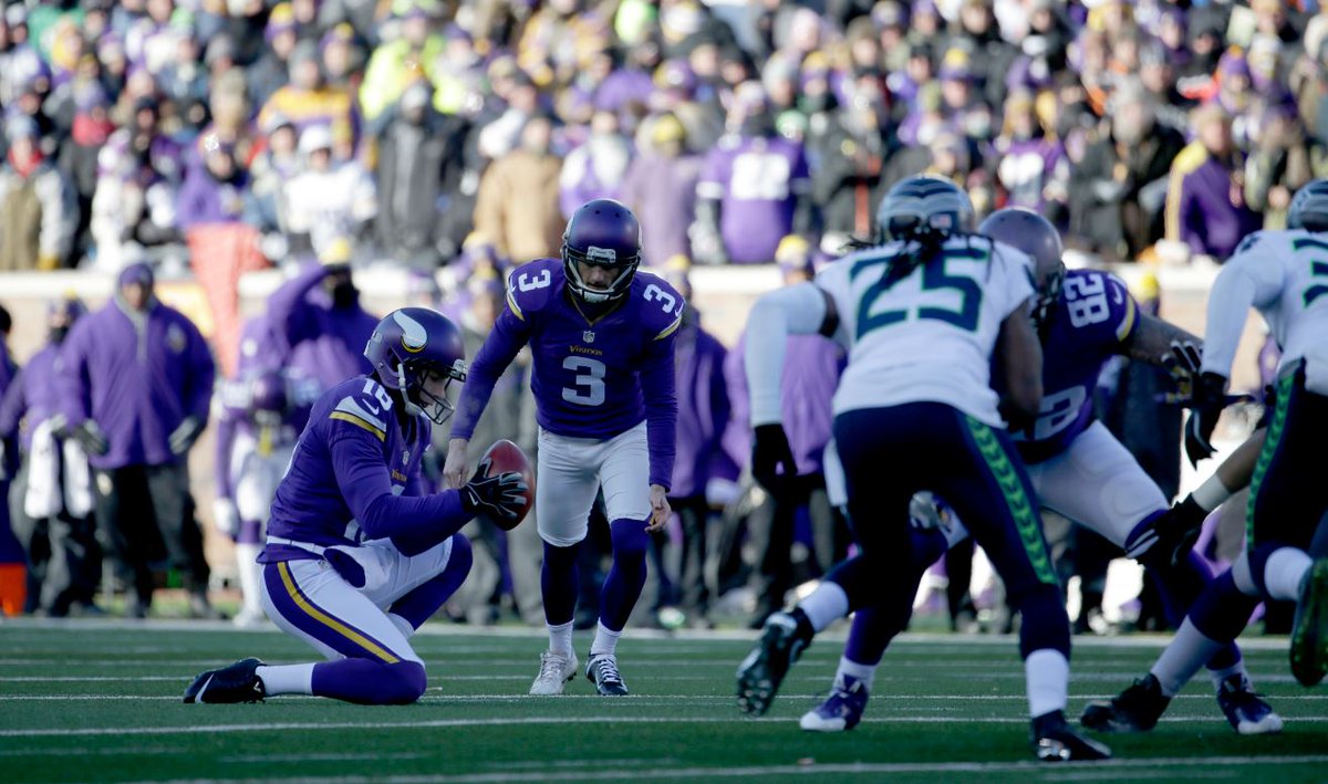 espn's tweet photo. Before that last kick, Blair Walsh was 33-for-34 from inside 30 yards in his career. https://t.co/GYEgfeeBkO