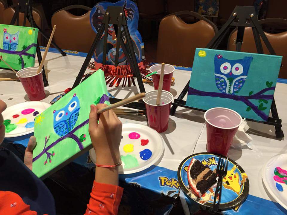 EasyEasel's tweet photo. Kids get to paint to https://t.co/wjogy1teO9