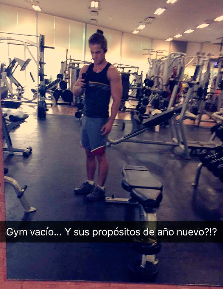 Polo_Morin's tweet photo. Gym vacío... Y sus propósitos de año nuevo?!? https://t.co/I869RO2H0i