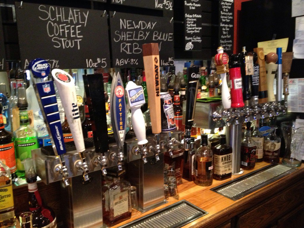 shootersmadison's tweet photo. We're the best place in #MadisonIN for cold brews, pub food & sports on tv! #ABCMadison #ABC50 @CityofMadisonIN https://t.co/38igL98DDl