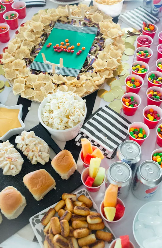 jenniferprod's tweet photo. SNICKERS®, Skittles®, Pepsi™, &amp; TOSTITOS® #snackstadium: https://t.co/rEtnwoCcOM #gamedayglory #collectivebias #ad https://t.co/dpXpooSgLB