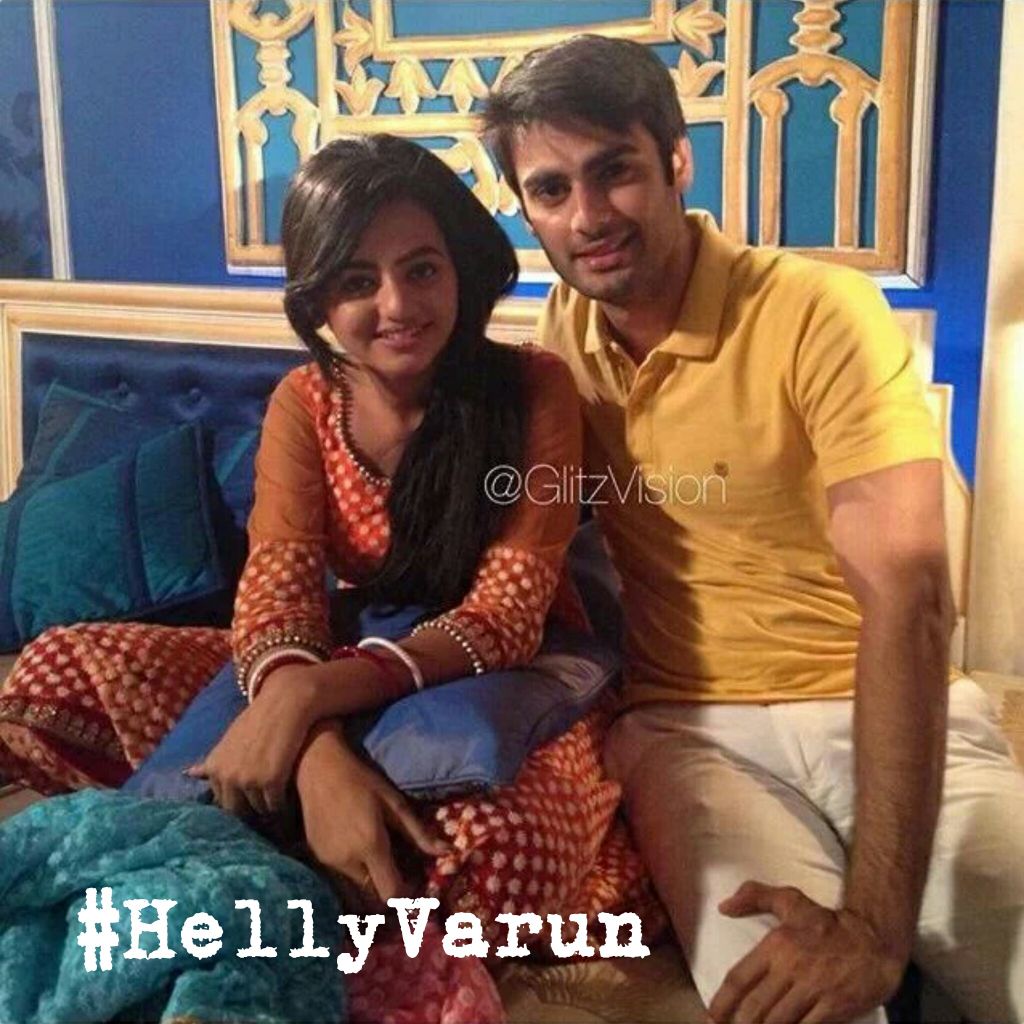 4d230ddd3f3842f's tweet photo. Most #famous #onScreen jodi of #silverScreen n #goldenScreen #SRKajol n #hellyVarun urf #SwaSan..bth r my jaans.... https://t.co/7am2jbygOJ