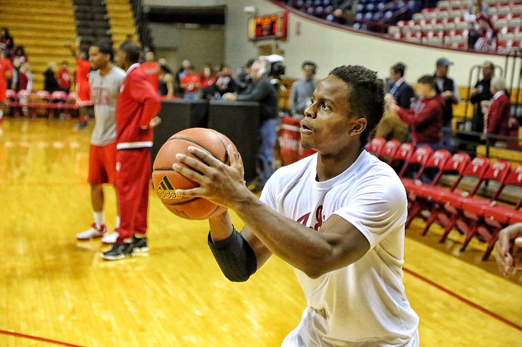IndianaMBB's tweet photo. One hour: #BeatOSU https://t.co/AJkg7xWrxM