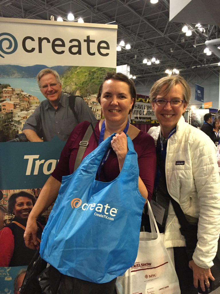 CreateTVchannel's tweet photo. This @CreateTVchannel SUPER FAN name nearly 10 of our hosts @NYTTravelShow #booth1052 https://t.co/pxDCAeCCp4
