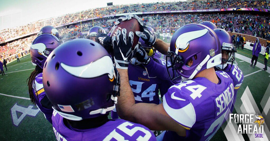 Vikings's tweet photo. All hands on deck. #ForgeAhead https://t.co/kiRouSjaZU