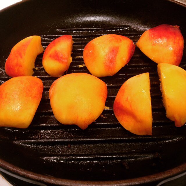 KitchenSprout's tweet photo. #WildCardWeekend #NFLPlayoffs #MINNvsSEA #Homegating #GamingNGrazing #GameDayReady #BoozyBrunch #SundayFunday ๐๐ด๐๐ด๐ https://t.co/s6ddjguayA