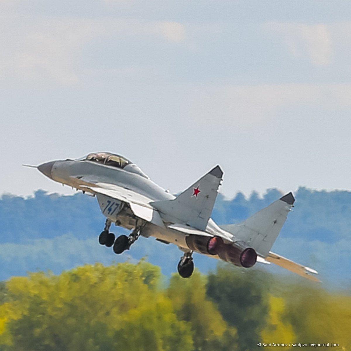 saidpvo's tweet photo. МиГ-29М2/35 (#747) на #МАКС2015 #MAKS2015 #aviation #avgeek @UAC_Russia @RAC_MiG https://t.co/a2jRSmyBHA