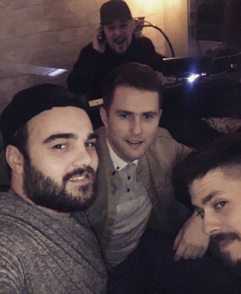 DjJamescarter's tweet photo. Out with the crew at @Gigalum tonight for @refractionpr playing in 10 mins 🔊🔊 https://t.co/ek4Z8vzz4f