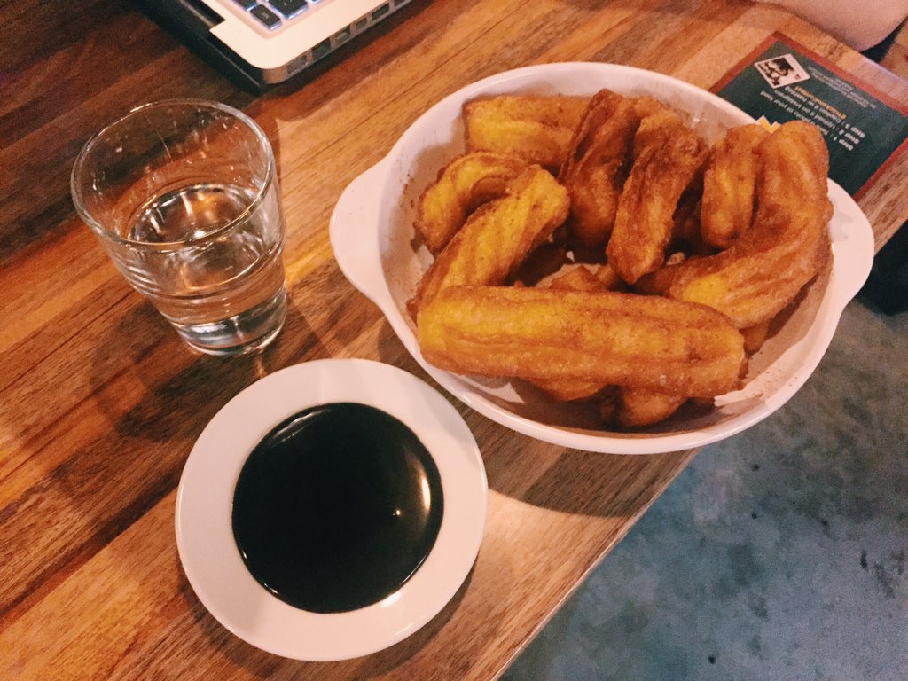 shamilashraf's tweet image. Coming soon : Churros! @ Trackem Cafè & Restaurant.