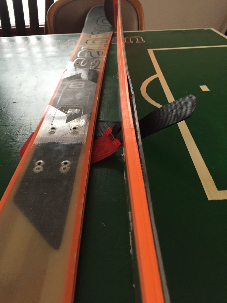 Glad to see these skis make it only 10 days on the hill. Smh <a href="/SalomonSports/">Salomon</a>. That's not supposed to happen