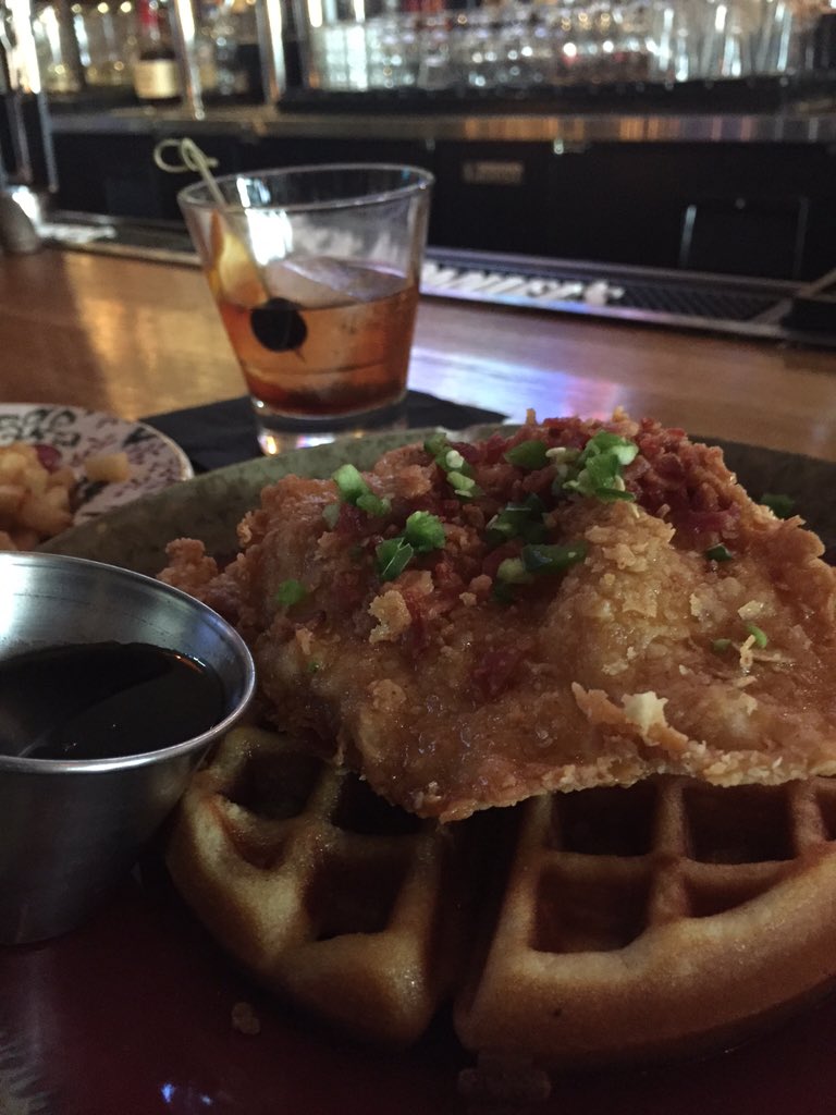 DFWFoodAndWine's tweet photo. Chicken&amp;Waffles @NickelandRye with an @angelsenvyATX old fashioned #foodblogger #foodie #whisky https://t.co/L6K4voV3Er