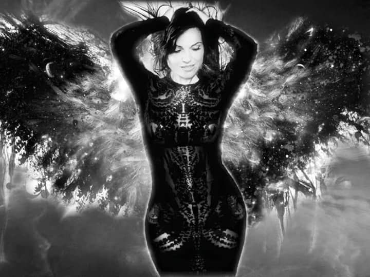 NativeEvilQueen's tweet photo. Day: 2 Fav Fan Art 
#28DaysOfLanaLove https://t.co/Ubxxb0AYRr