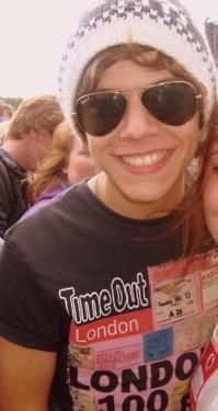 AngelLotsoflove's tweet photo. Harry ❤ back in the days #1dfetus https://t.co/IQyitCJWVo