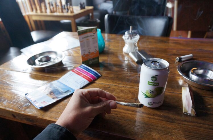 TheSmokeSpots's tweet photo. Amsterdam https://t.co/LIiqUJZpDq