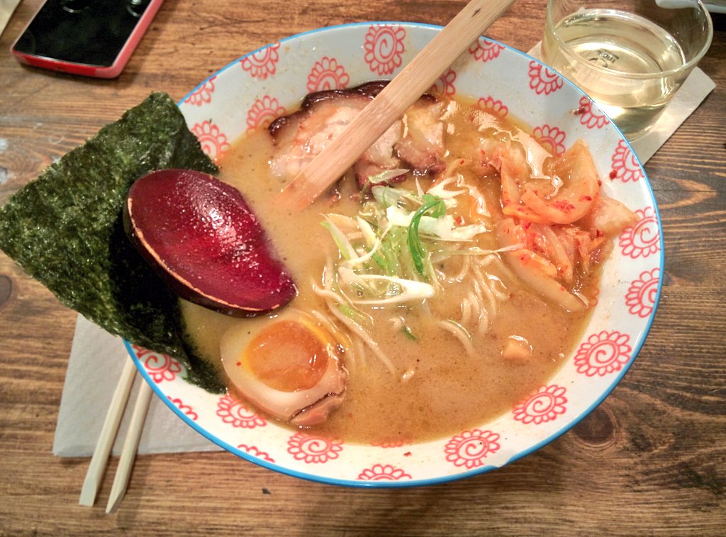 estemdevacances's tweet photo. Eating Ramen noodles at @KokuKitchen!!! #Barcelona #japanesefood #food #love #japan https://t.co/kTZB7pV5GE