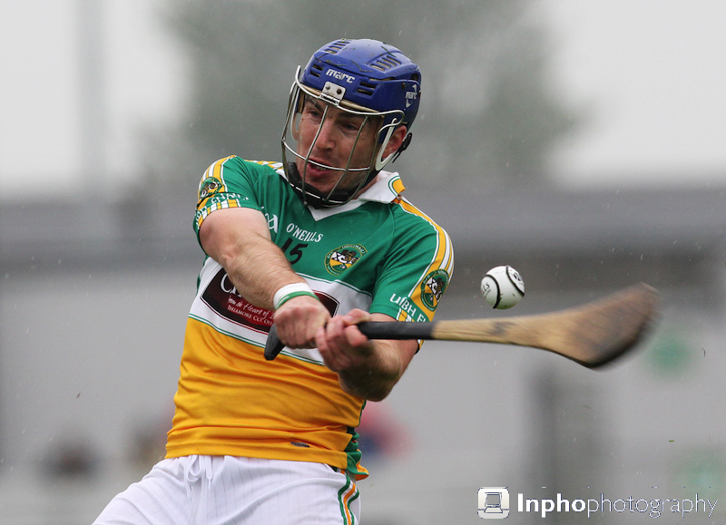 The42_ie's tweet photo. An absence of medals but Offaly's @BrianCarroll13 has plenty golden hurling memories https://t.co/ysql4OHYHK https://t.co/rlk3fEMacP