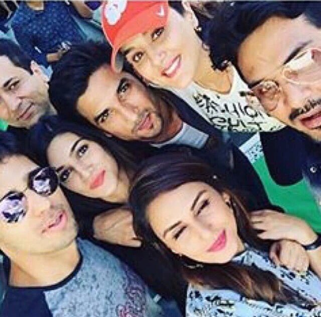 Embedded image permalink