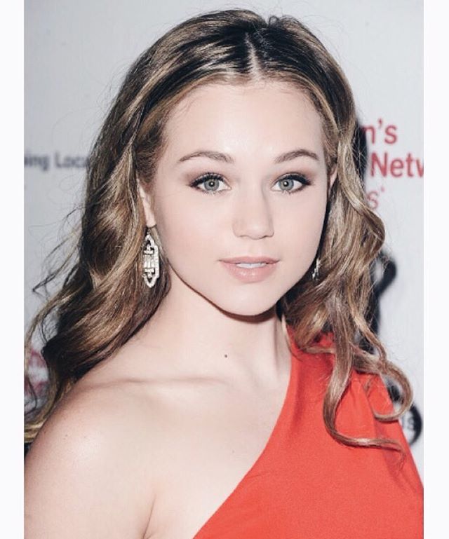 HIHOWARE_U's tweet photo. All the #BrecfastClub lets get @Brecbassinger nominated  #KCAs2016 #BellaAndTheBulldogs @KCANominees @NickelodeonTV https://t.co/1MW4W4F2GO
