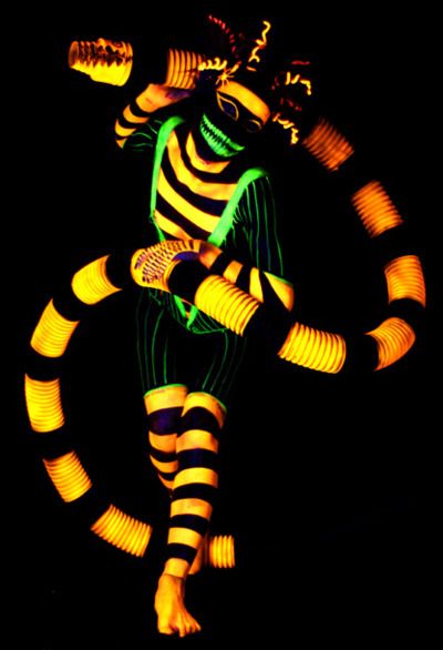 electric_hive's tweet photo. On 26 Feb from 8 we start painting! Get yourself a ticket and show your imagination ! https://t.co/sUPYc35fAX https://t.co/uK9enZ6VUy