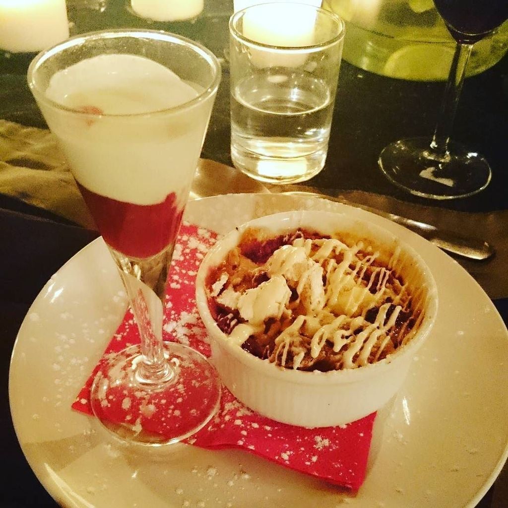 LindaMcG's tweet photo. Tonights desert. I may have cried tears of joy at the first taste of this. #nojoke #treeli… https://t.co/wDUWaDrs0X https://t.co/jpfW2jv5GJ