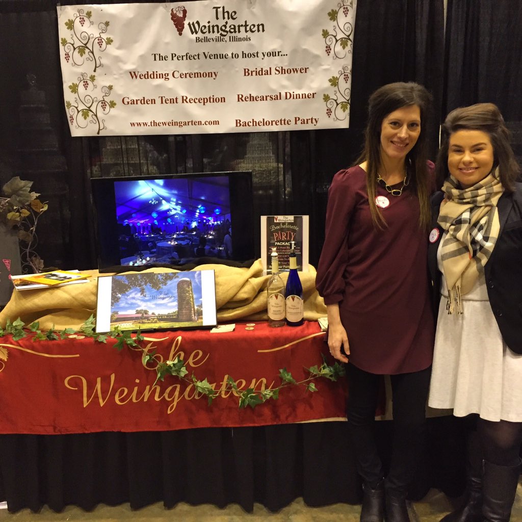 theweingarten's tweet photo. The WG girls are waiting w/ smiles to talk to the #brides @stlbandg #TheWeddingShow! https://t.co/tU9HN7kze4