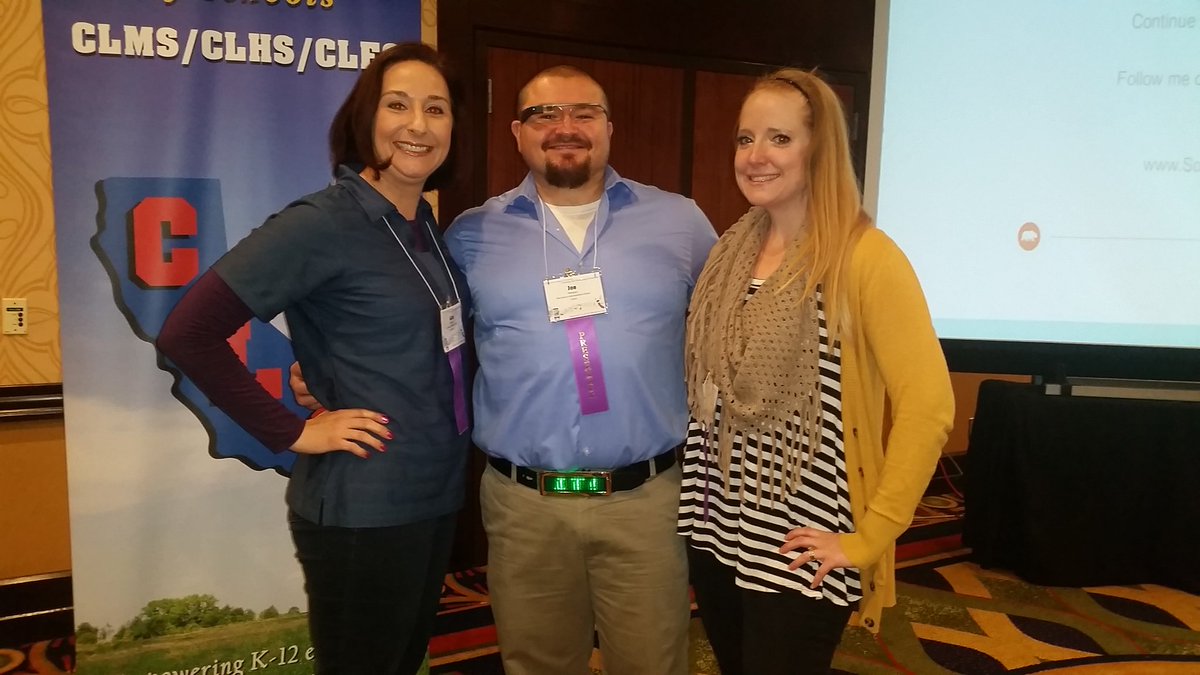 lisa_bertoson's tweet photo. Getting our pic with the terminator teacher @joemarquez70  Great closing and worth staying for #clstech16 https://t.co/VEVg8HblT6
