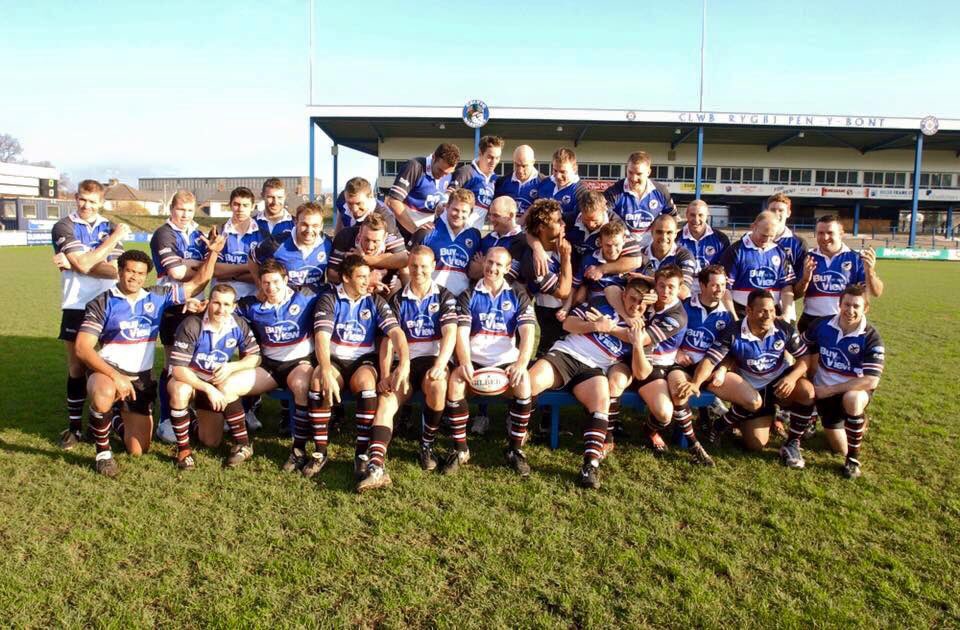 Bridgend Ravens on X: We had to share this photo which is doing the rounds  on Facebook.. Celtic Warriors squad photo from 2003/2004.   / X