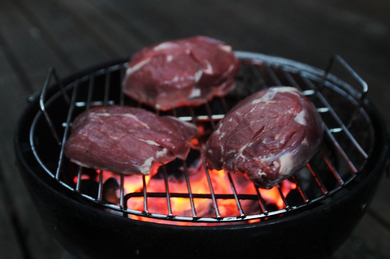 devonwoodsmoke's tweet image. Just cooked up some cracking @WelshLamb_PGI supremes, herby baste cooked over charcoal, recipe to follow, #LoveLamb