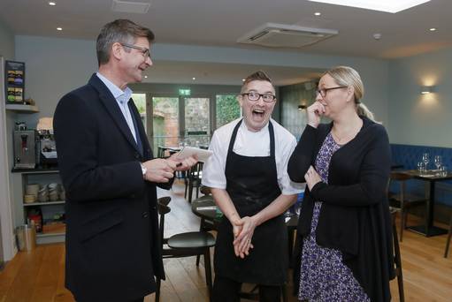 boidscomic's tweet photo. Is there something in their DNA that make chefs always look like cunts https://t.co/BCph38TtRv
