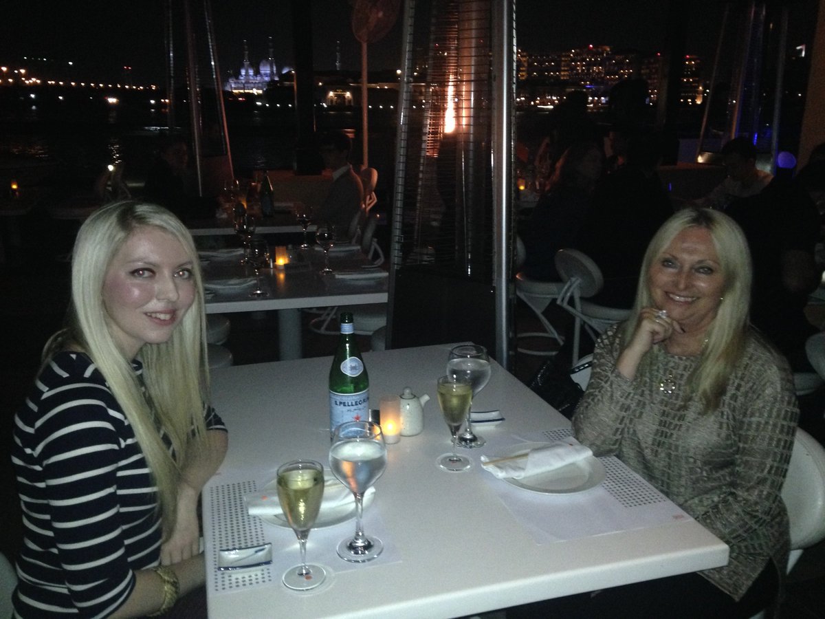 Sarah_A_Morris's tweet photo. Loved @shochoUAE last week! The Rock shrimp is amazing!! #abudhabi #emirates #rockshrimp #maki #sushi https://t.co/OnIGrc5P7u