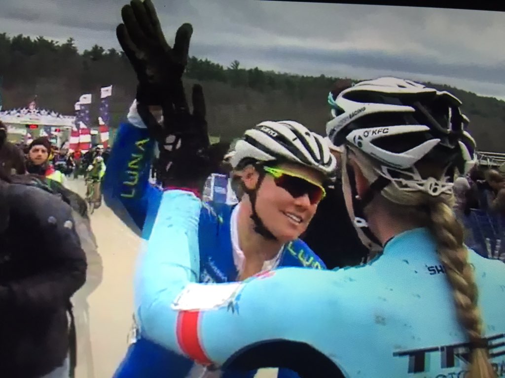 Scanachi's tweet image. Impressive race!! CONGRATS @KatieFnCompton wins! @gouldgeorgia 2nd &amp;amp; @kaitieantonneau 3rd #CXNats2016 @AshevilleCX16