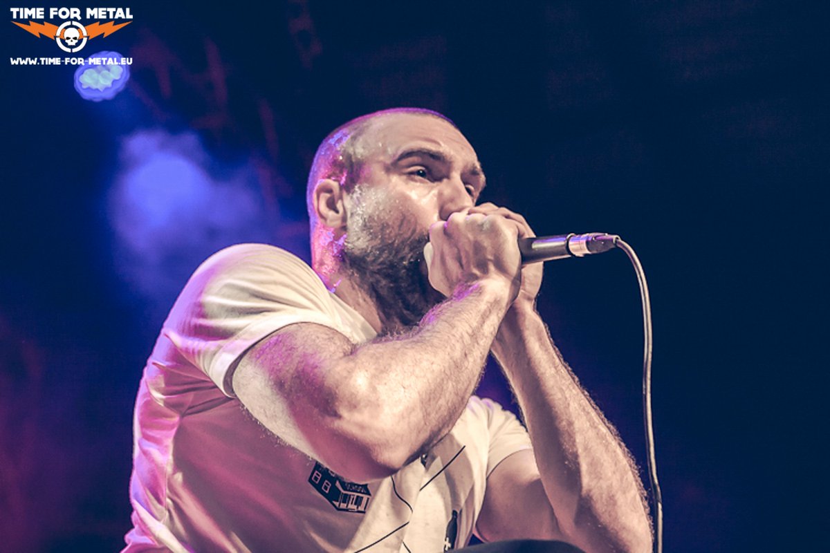 LerchePhoto's tweet photo. #Neaera
#darknessoverxmastour2015
#caliban
#anygivenday https://t.co/pN6G3W0AfL