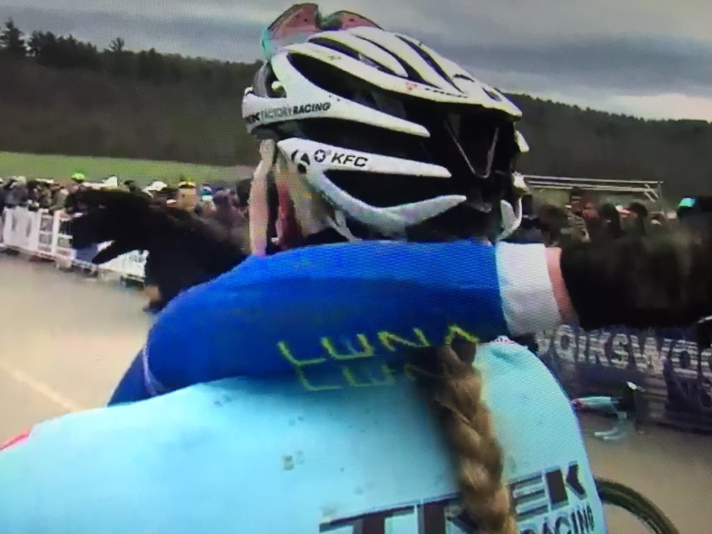 Scanachi's tweet image. @heidiswift @KatieFnCompton Well out! American CX Royalty!! #ClassAct #GodBlessAmerica