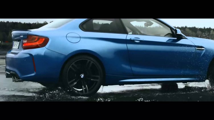 TodoMotorVe's tweet photo. #ResumenSemanal El nuevo BMW M2 en camara lenta es algo que no puedes dejar de ver #VIDEO https://t.co/B7jliEvbgU https://t.co/0mgQLpEDC7