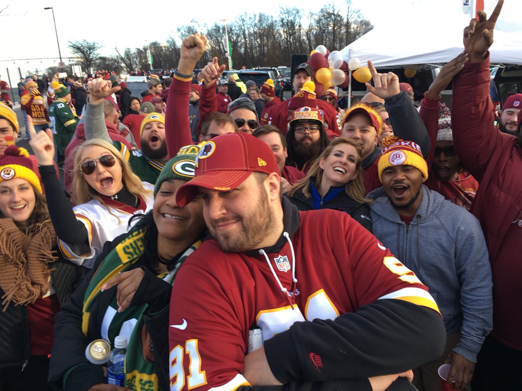 Tailgating chaos! Let's go Skins. #HTTR #HTTRon5