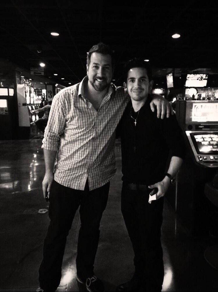 Back2BackWorld's tweet image. One of our members @DonivanCodey with @realjoeyfatone @NSYNC