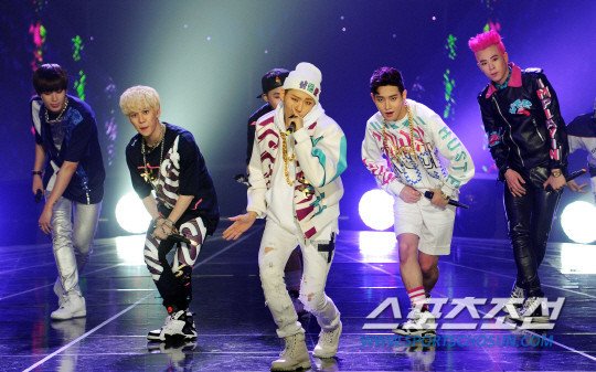 bb_title's tweet image. 단체로 화장실이 급하다