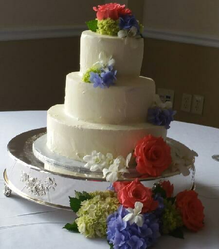 BayouCakes's tweet photo. Weddings are in the air! #weddingcakesinMS, #weddingcakes, #wedding, #engaged #MS https://t.co/YHPDXP0Asm