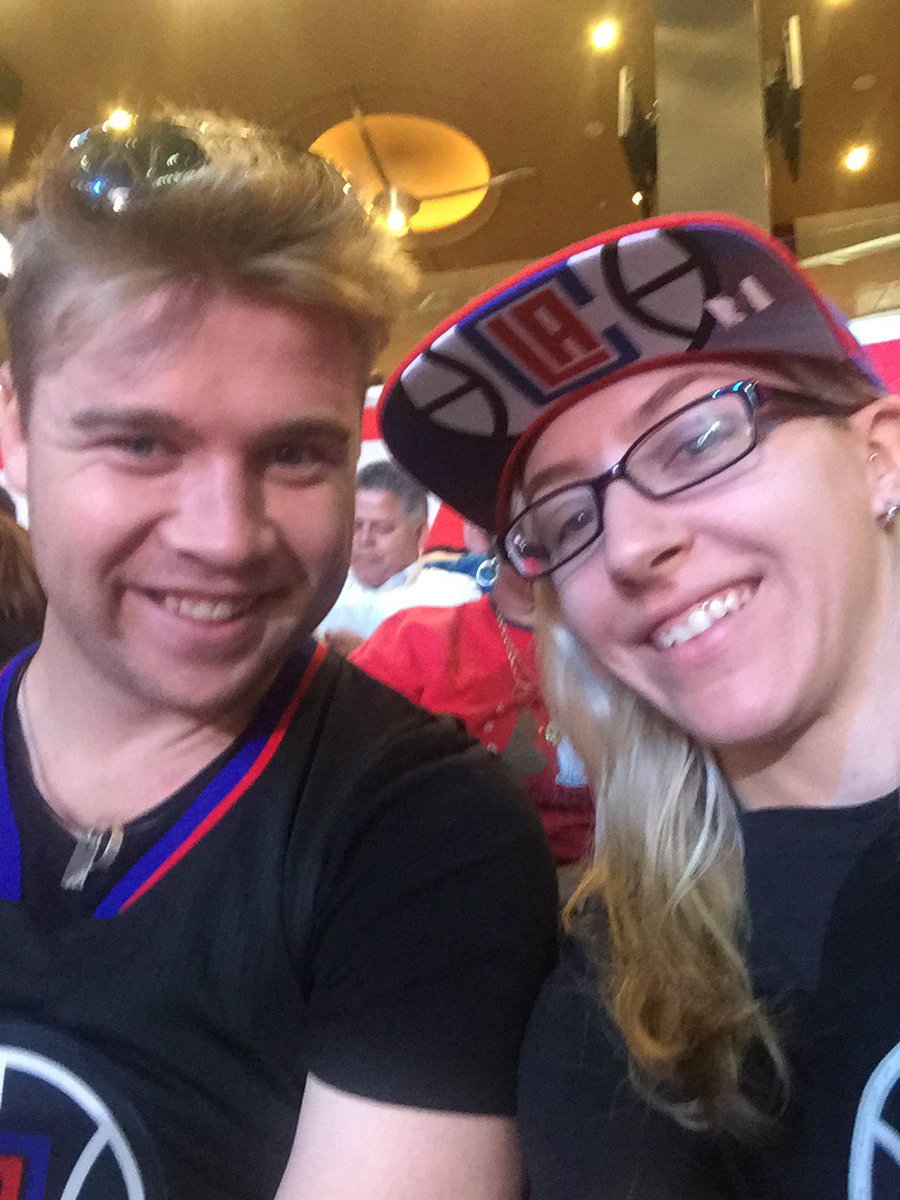 _ktags's tweet photo. All the way from Australia to cheer the #Clippers on!!! #Clippersbrightside https://t.co/NQ8GKzvQJL