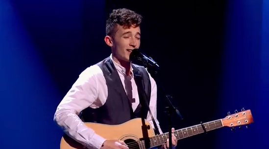 Herdotie's tweet photo. VIDEO: Tipperary Man Performs An Unbelievable Cover Of Maniac 2000 https://t.co/w2LMQ5Qdsf https://t.co/GGnYXIzstJ